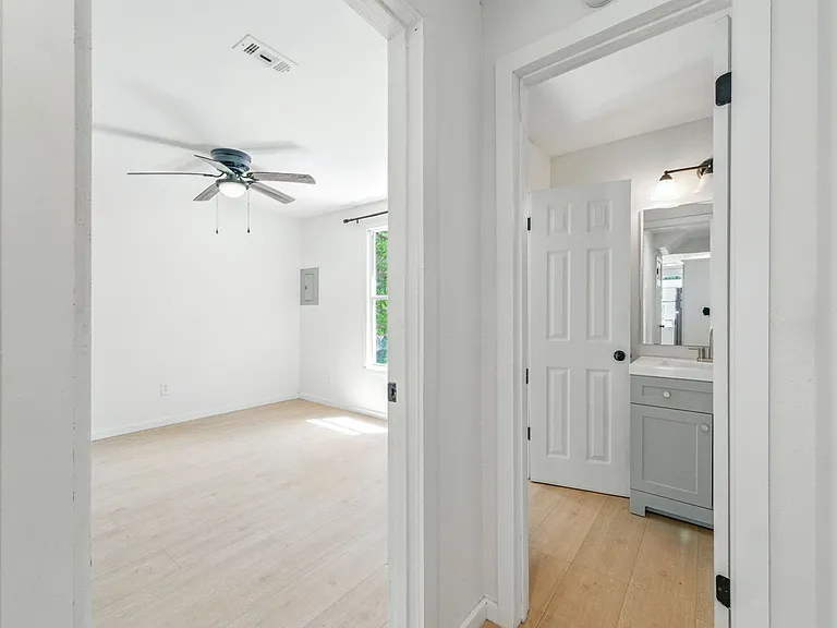 61 E Ensley St — Photo 28