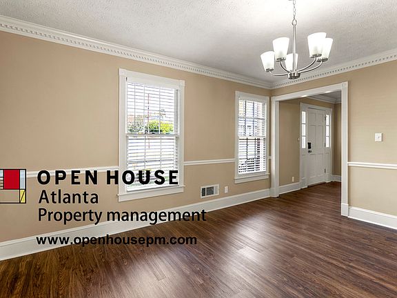 3rd image of 4406 Cedar Wood Dr