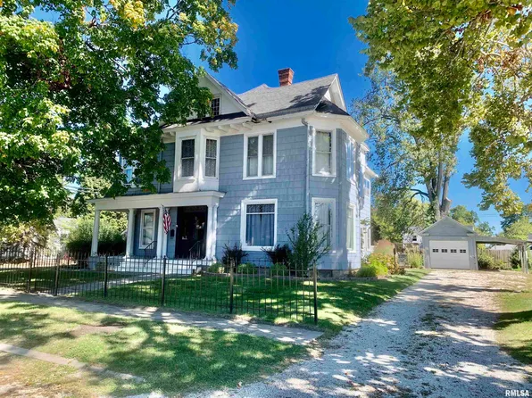 14 N Maple St, Winchester, IL 62694