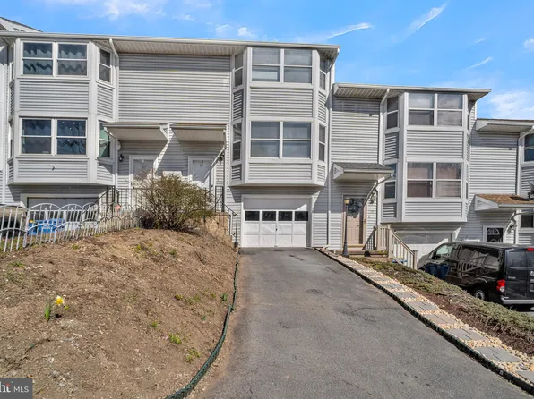 83 N 64th St, Harrisburg, PA 17111