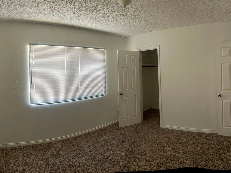 654 N Allen St — Photo 6