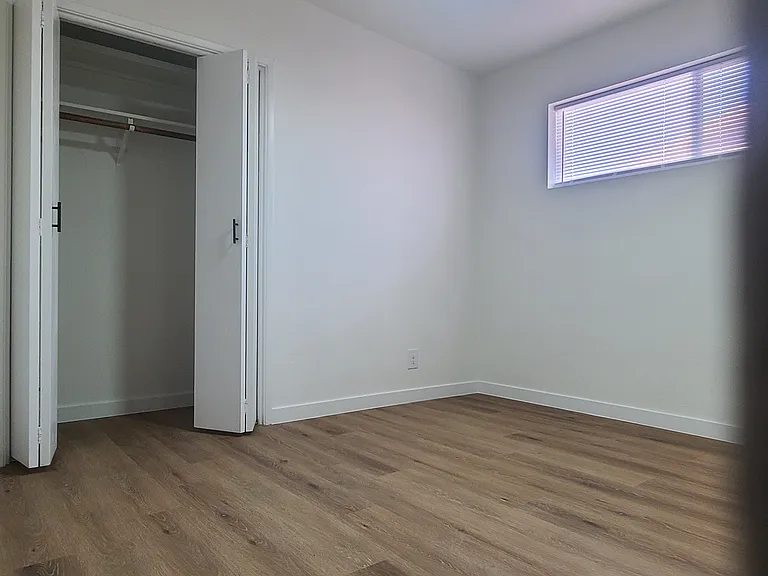 1231 E Avila Ave — Photo 9