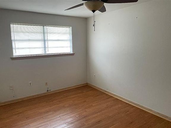 5th image of 195 Metairie Ct