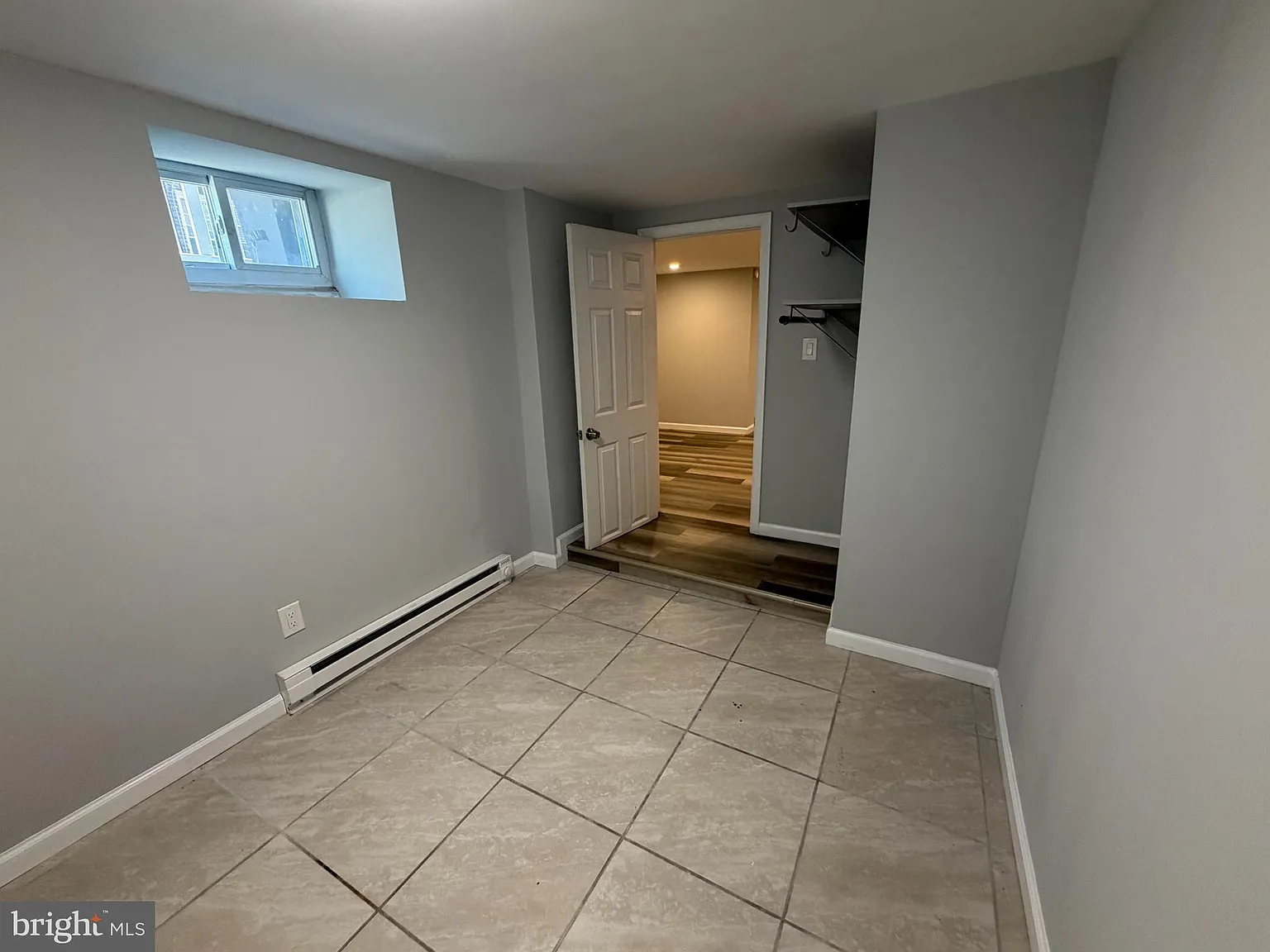 2 bed, 800 sqft, $1,200 — Photo 2