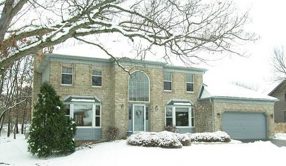 1st image of 880 Bonnie Brae Ln