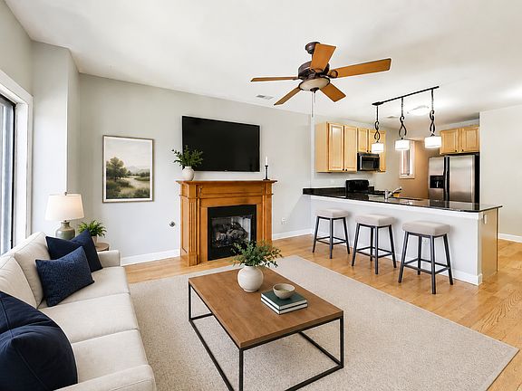 2nd image of 2455 W Arthington St APT 2