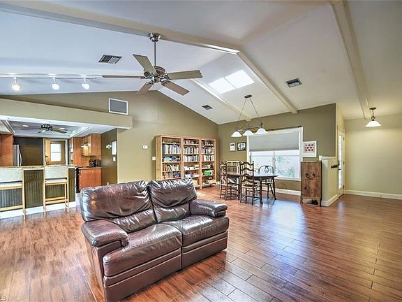 5th image of 11304 Chattahoochee Dr