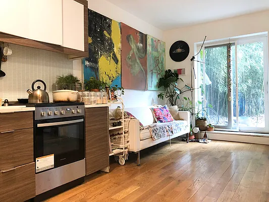 Rented by Rentopia | media 21