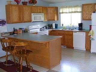 5th image of 7722 Woods Estate Ln NE