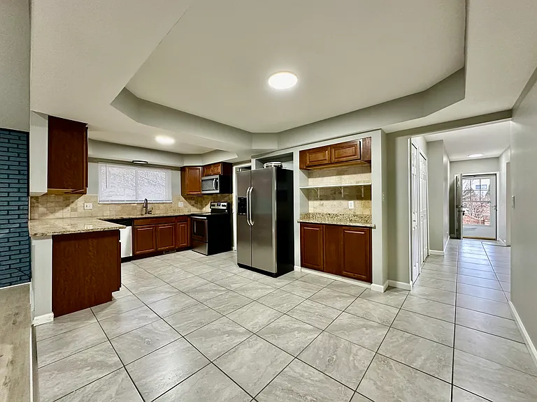 3589 Wakefield Dr — Photo 5