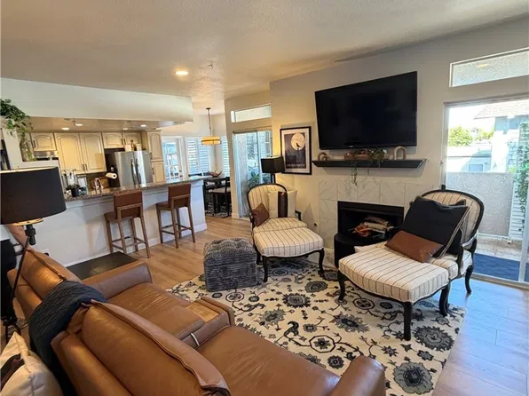 4591 Warner Ave APT 105, Huntington Beach, CA 92649