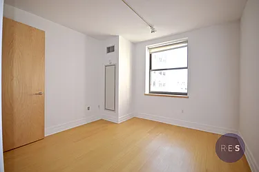 Rented by RES New York