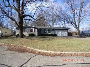 2717 S Crutcher Ave, Springfield, MO 65804