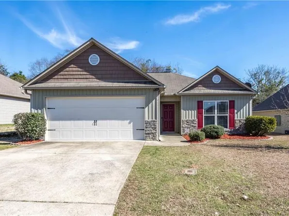 2814 Nancy Dr, Phenix City, AL 36870