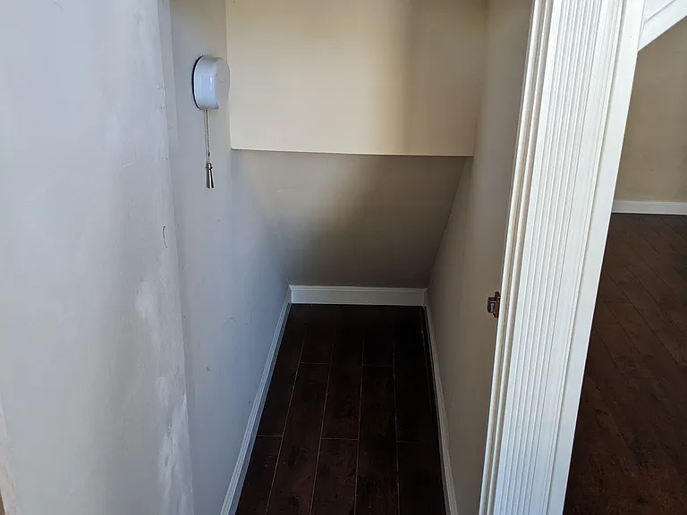 838 Pollard Rd — Photo 6