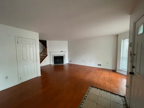 82 Boston St #1O, Newark, NJ 07103