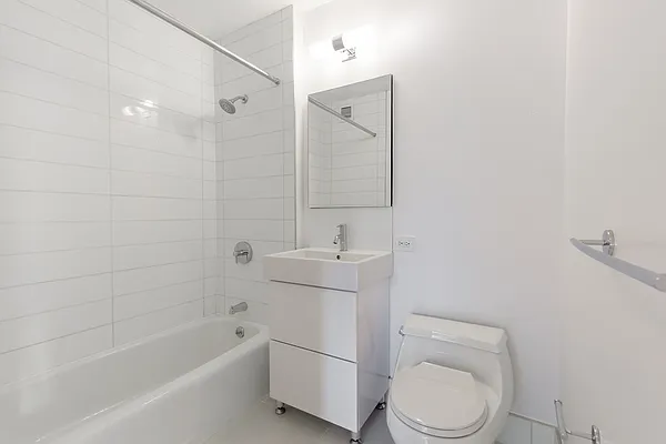 Rented by Stonehenge NYC LLC | media 7