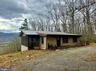 1402 High Valley Dr, Franklin, WV 26807