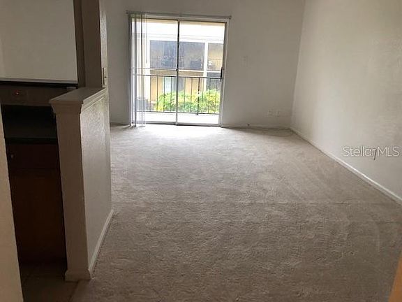 5th image of 164 Lewfield Cir