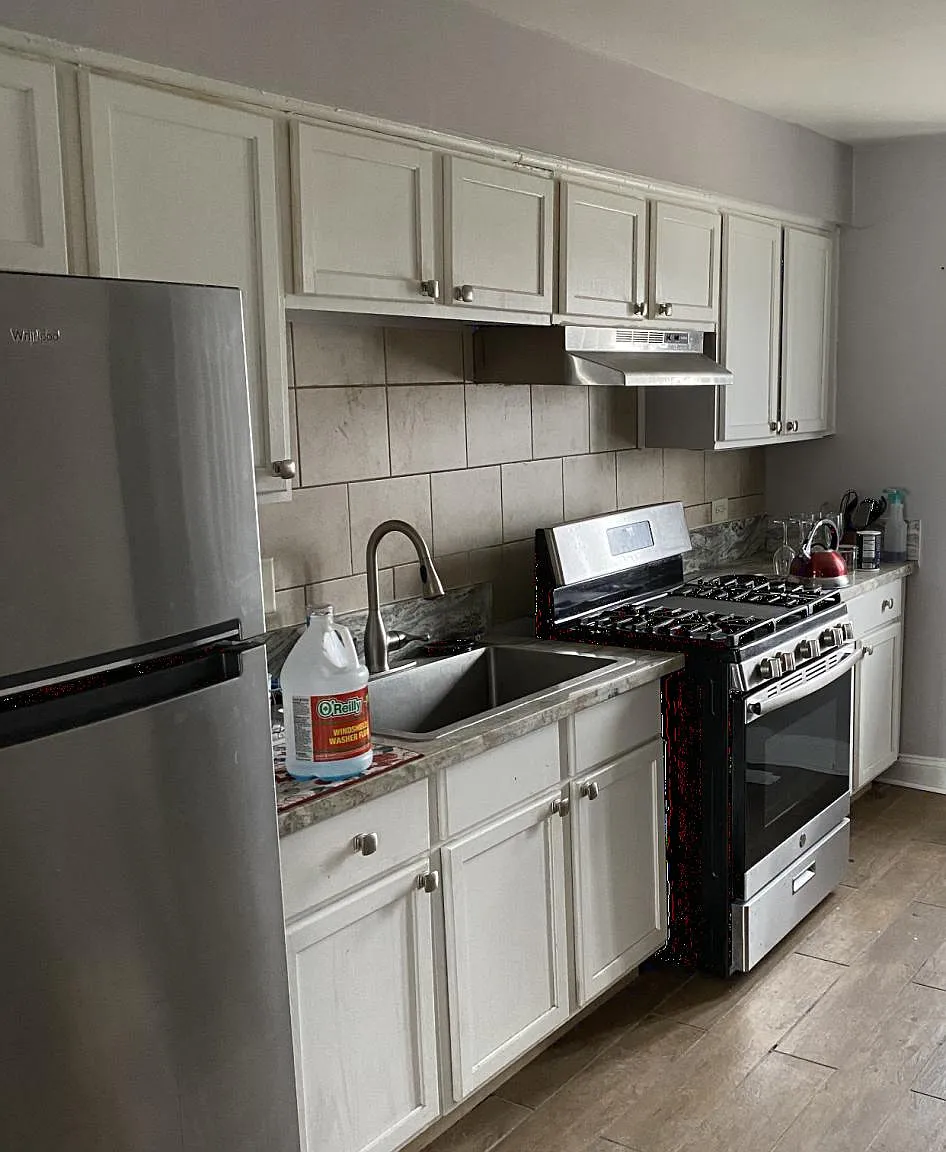 2 bed, $1,350 — Photo 2