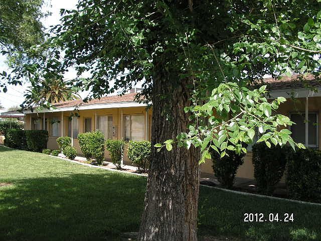 Covered entry to each unit