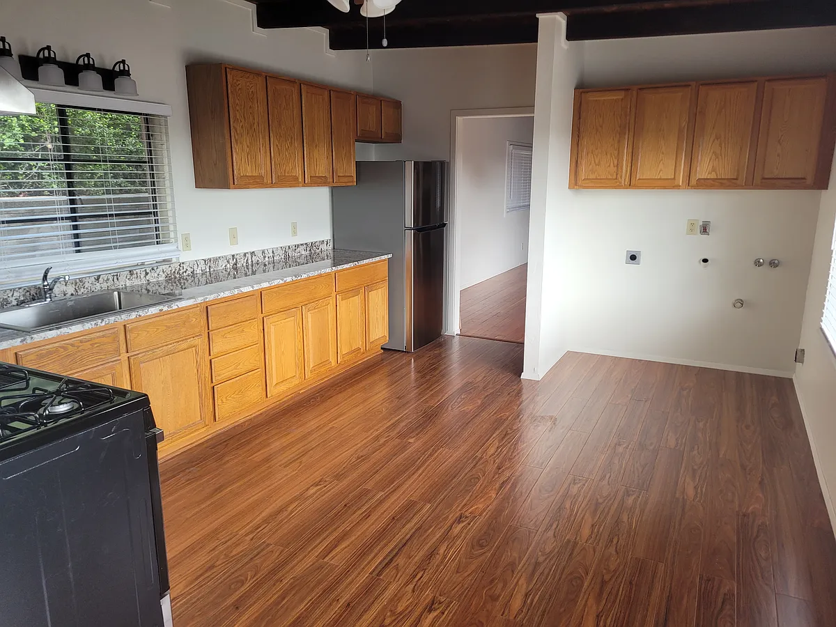 Building Photo - 8530 Tia Maria Way