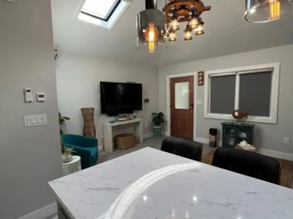 190 Beach 109th Street image 5 of 19