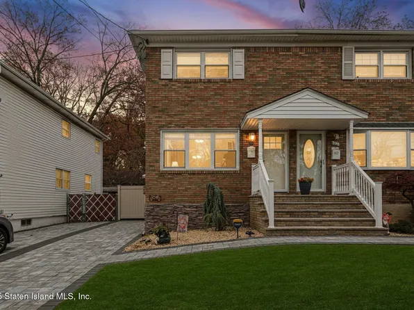 115 Sheraden Ave, Staten Island, NY 10314