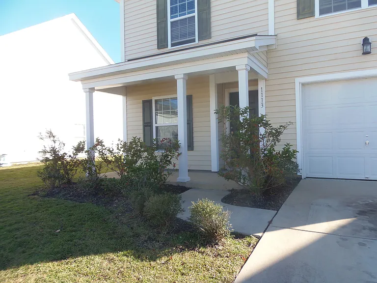 1113 Flyway Rd — Photo 3