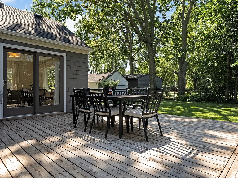 1385 Arbor St — Photo 24
