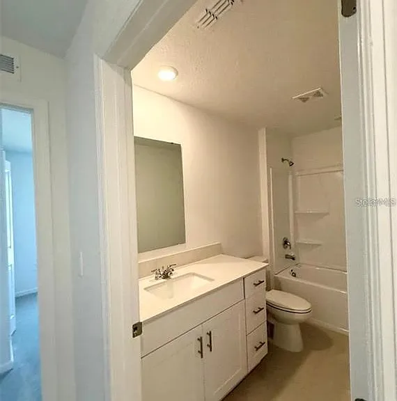 5300 Dagenham Dr — Photo 11