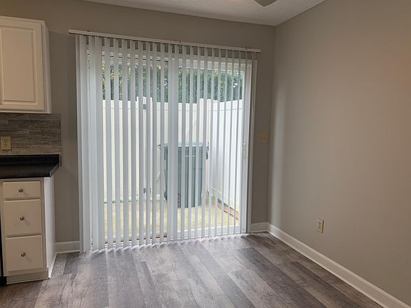 4th image of 1623 N Star Ave