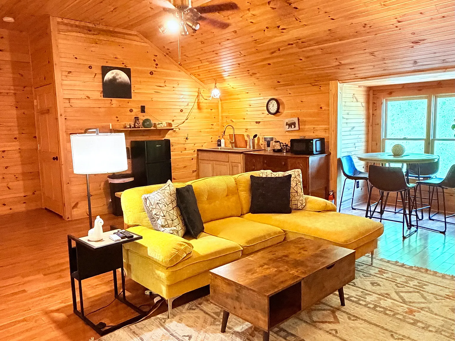 1 bed, 600 sqft, $1,825 — Photo 2