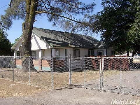 2nd image of 947 S Bird Ave