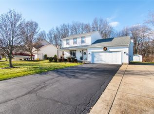 1342 Raspberry Ln, Youngstown, OH 44440