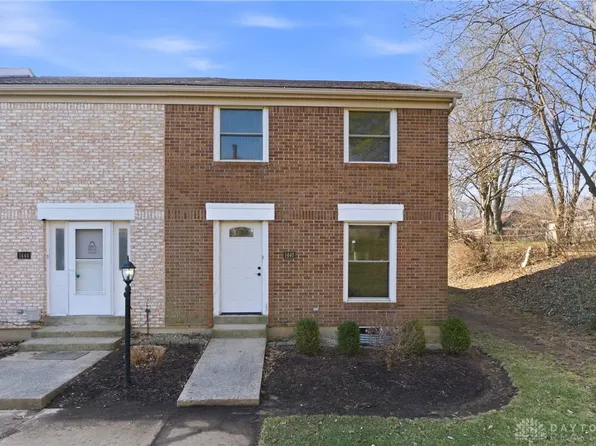 1446 Long Island Ct, Beavercreek, OH 45434