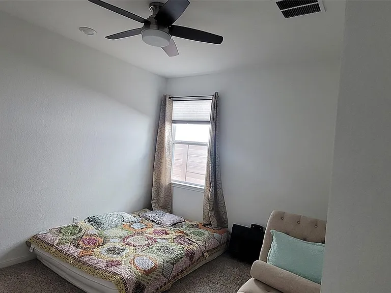716 Leeward Pass — Photo 15