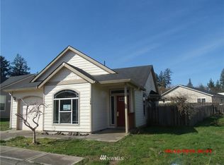 150 Glen Gate Loop, Cathlamet, WA 98612