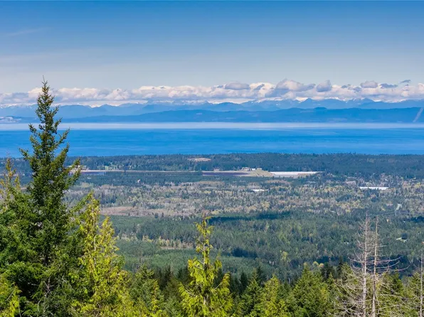 1915 Wallace Wood Way, Nanaimo, BC V9K 2S3