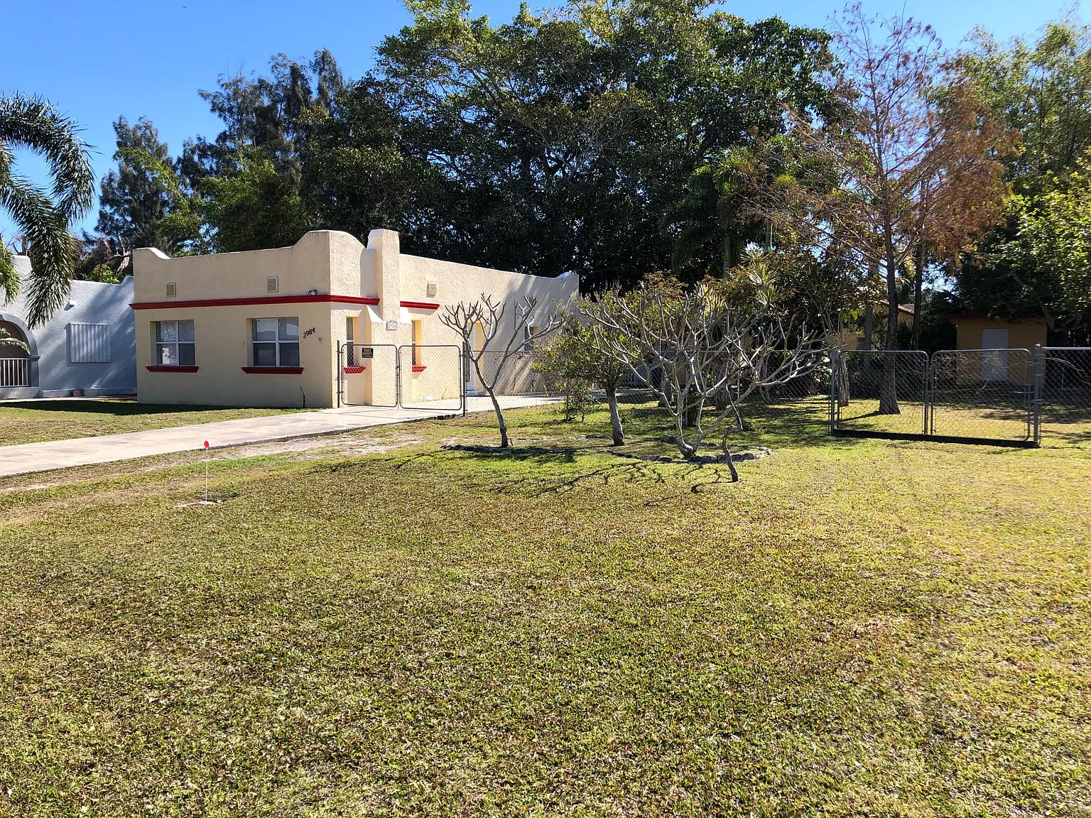 2984 SE Jefferson St — Photo 2
