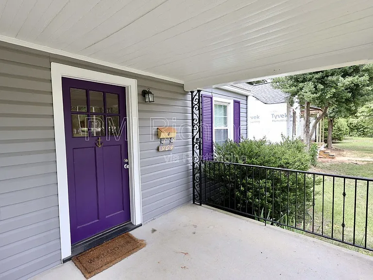 904 Maple Ave — Photo 3