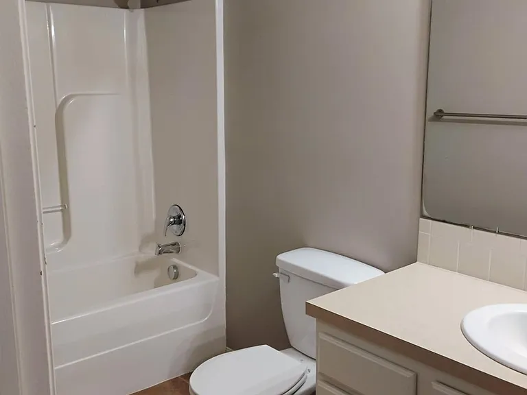 1818 N Nickelton Ct — Photo 7