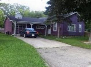 510 Elgin St, Cherry Valley, IL 61016