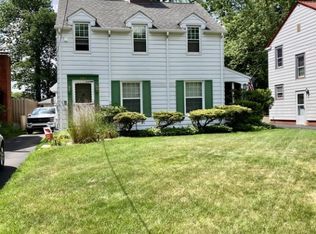 255 Berkshire Dr, Youngstown, OH