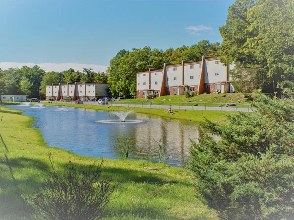The Royal Ledges, 4676 Albany Post Rd APT 7F, Hyde Park, NY 12538