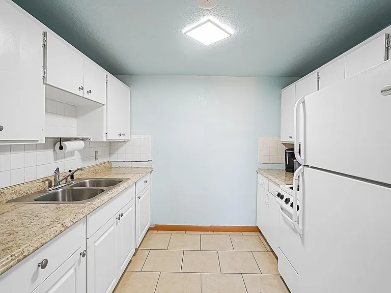 2021 Pennsylvania Ave #5 — Photo 36