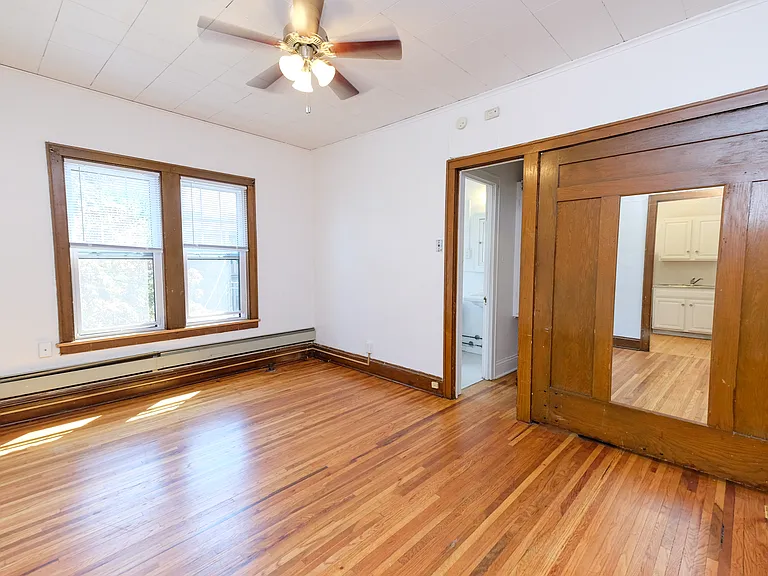Grand Place Apartments — Photo 22