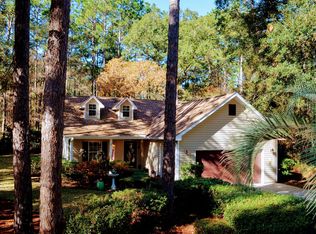13 Thomas Sumter St, Beaufort, SC 29907