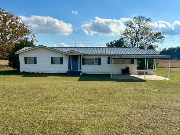 7135 Hamilton Rd, Grand Ridge, FL 32442