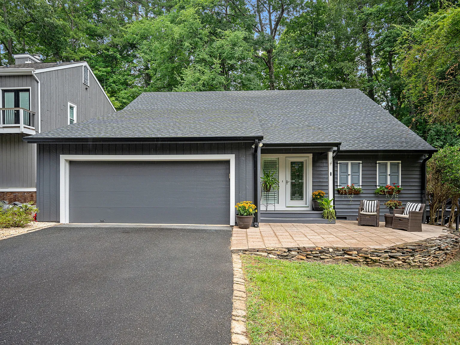 4 bed, 2.5 bath, 2250 sqft, $3,350 — Photo 1
